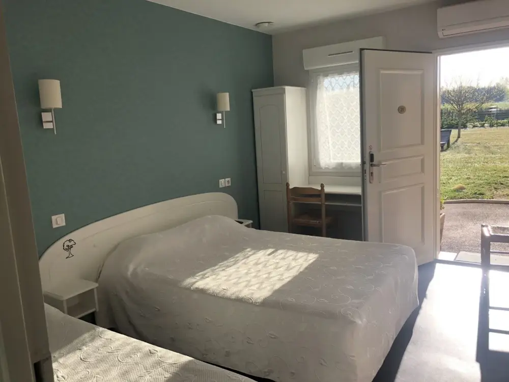 Hôtel étape près de Saint-Médard-de-Guizières