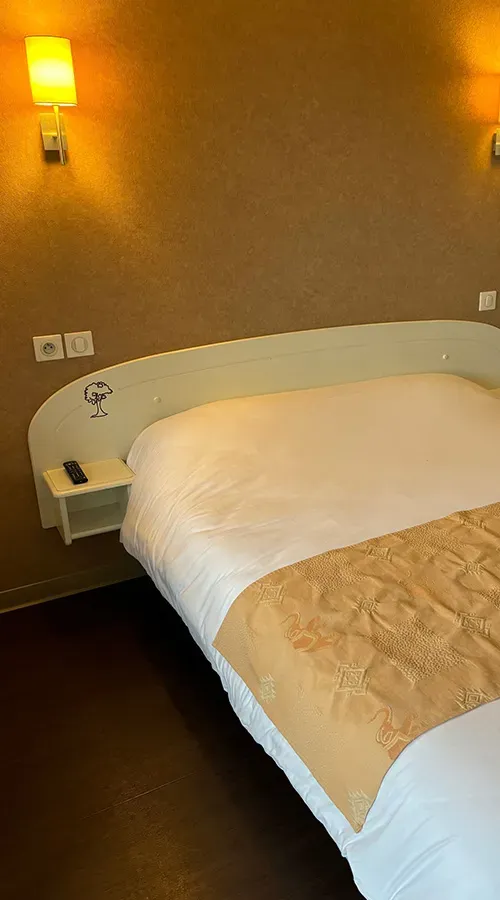 chambre-hotel-Natur'Hotel-Ménespletwebp